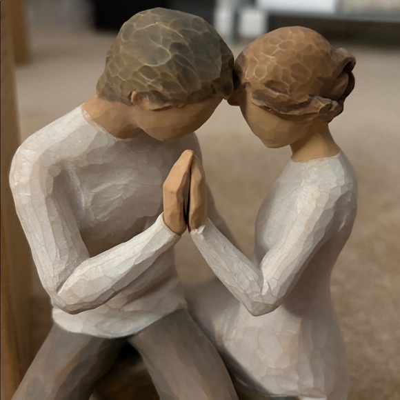 Like new Willow Tree Around You Figurine for sale! - Picture 4 of 4